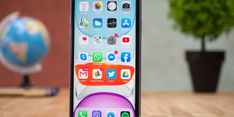 Apple-iPhone-11-follows-the-path-of-its-predecessor-in-the-U.S.