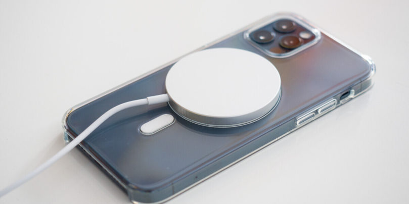 Apple-MagSafe-Duo-charger-will-charge-your-iPhone-12-more-slowly-than-the-regular-MagSafe-charger