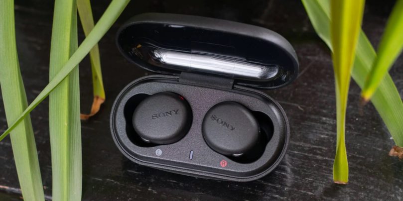 Sony-WF-XB700-2-of-7-scaled-1