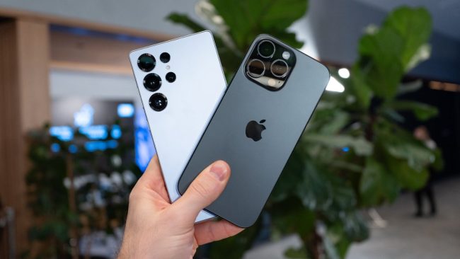 Samsung-and-Apple-are-both-ditching-Qualcomm-and-for-good-reason